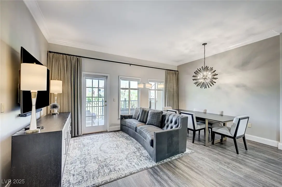 Photo of Listing #2724616