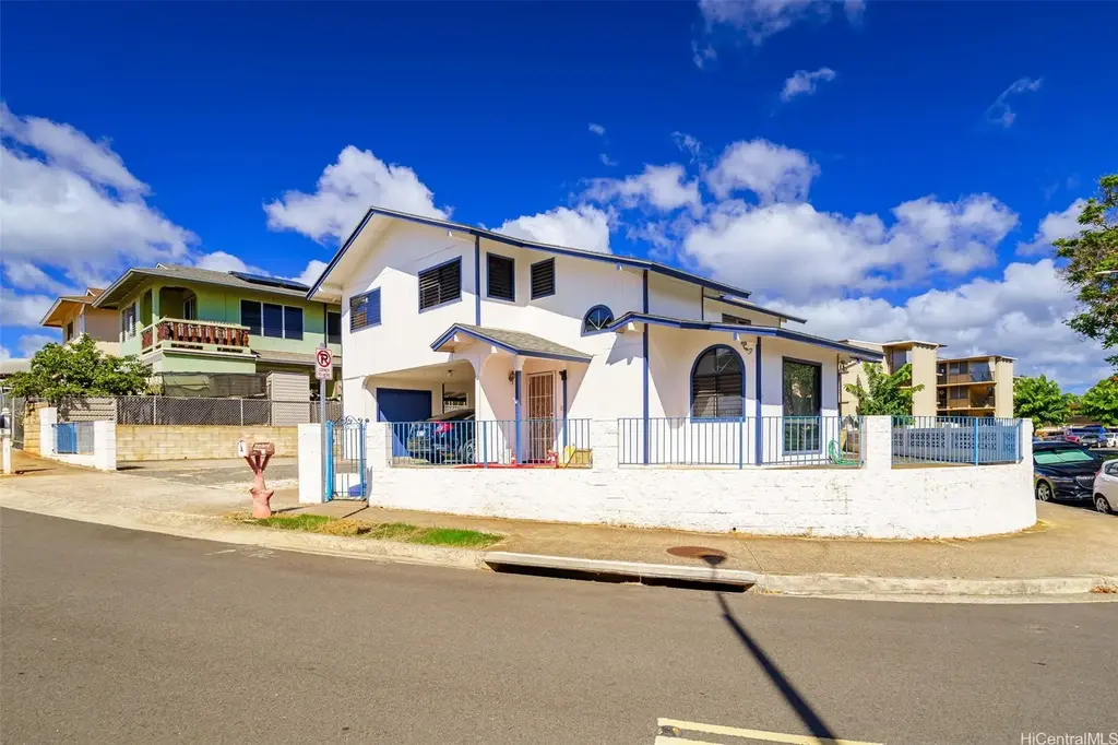 1135 Aikoo Place # B, Pearl City