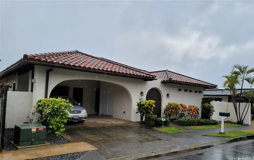 1469 Akeakamai Street, Honolulu
