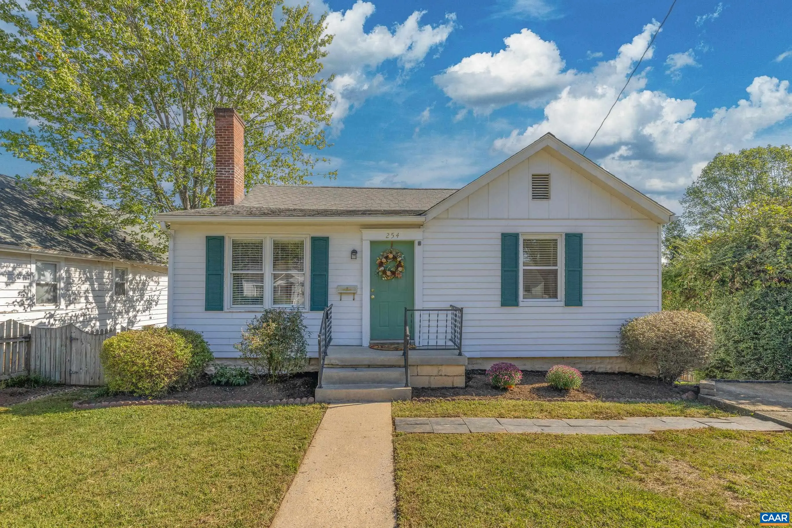 254 Shamrock Rd, Charlottesville