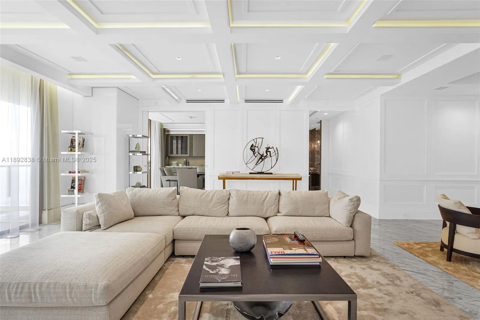 Photo of Listing #A11892838