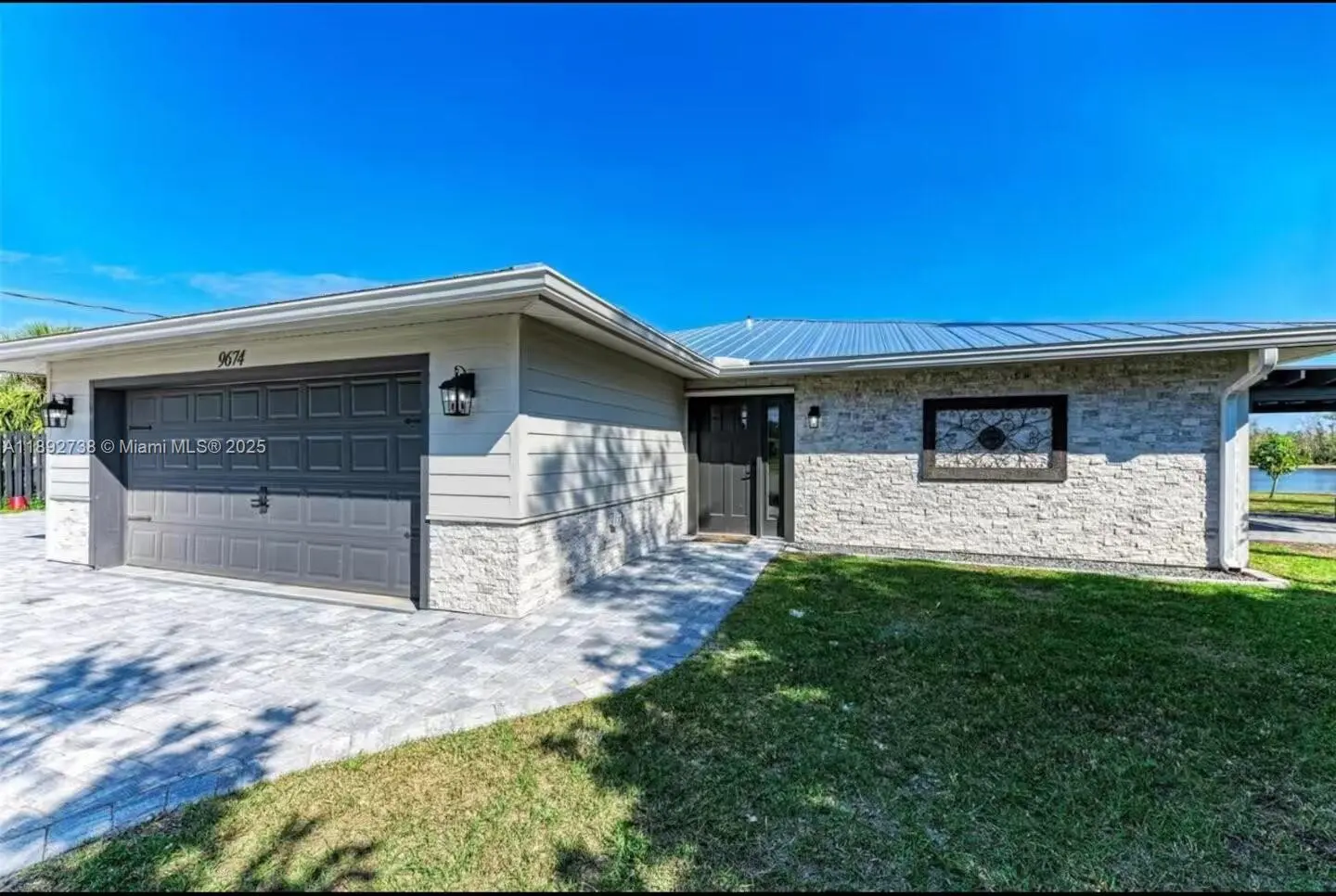 Photo of Listing #A11892738