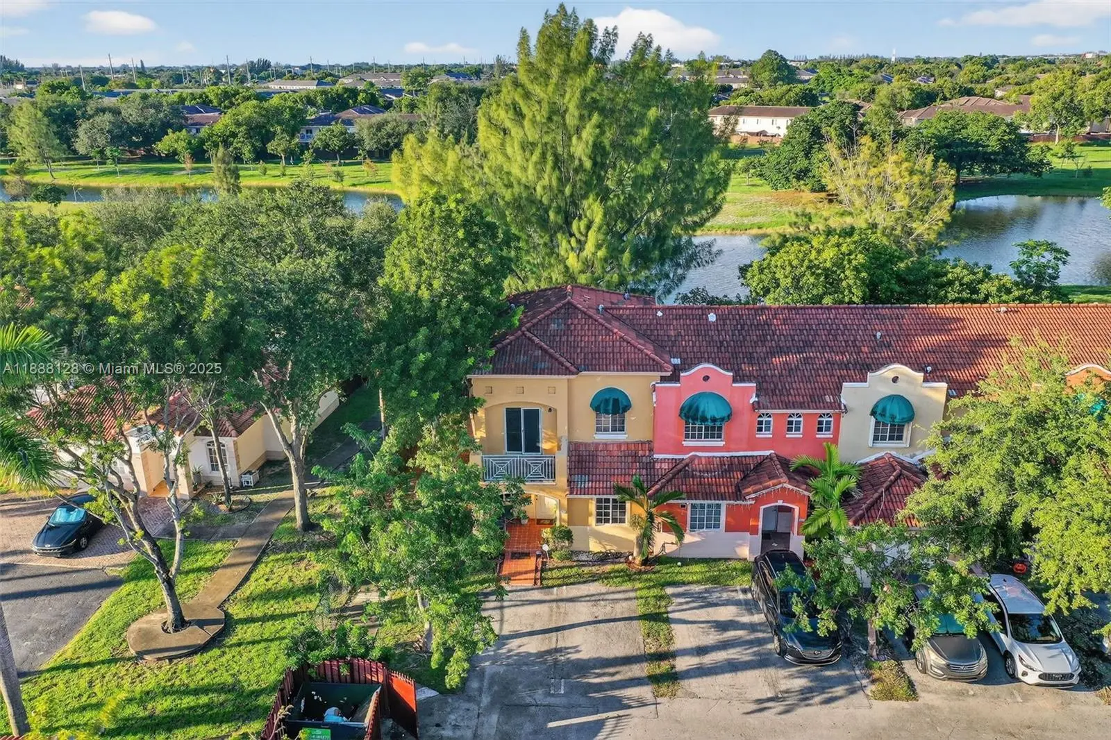 Photo of Listing #A11888128