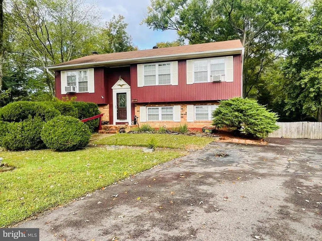 3 Erin Ct, Fredericksburg