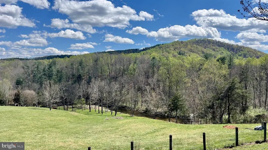 180 Five Forks Rd, Woodville