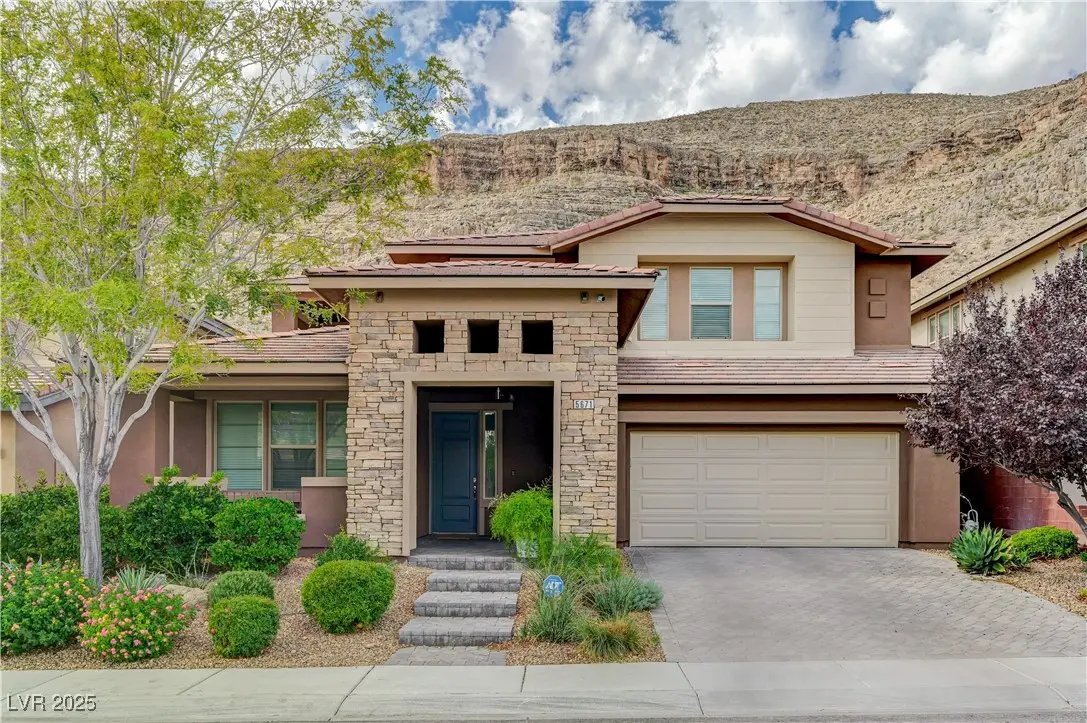 Photo of Listing #2726075