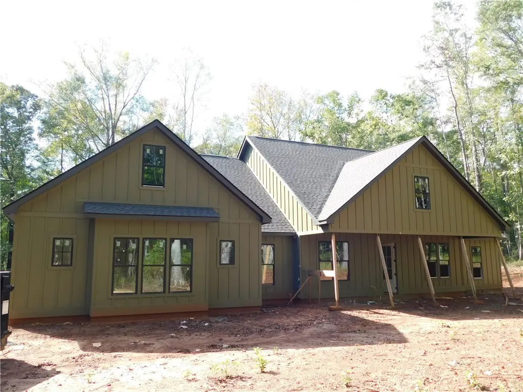 10337 Lee Rd 188, Waverly