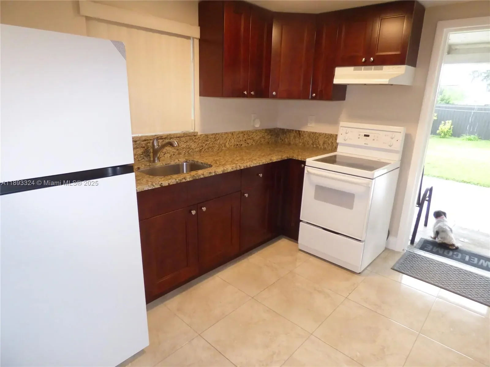 Photo of Listing #A11893324