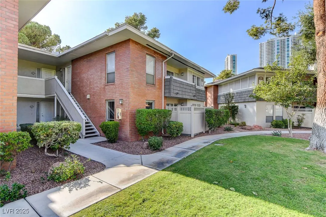 Photo of Listing #2726116