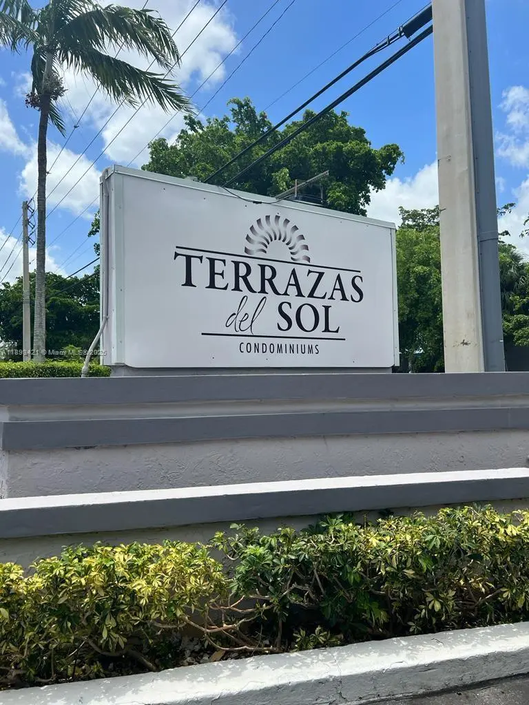 Photo of Listing #A11893421