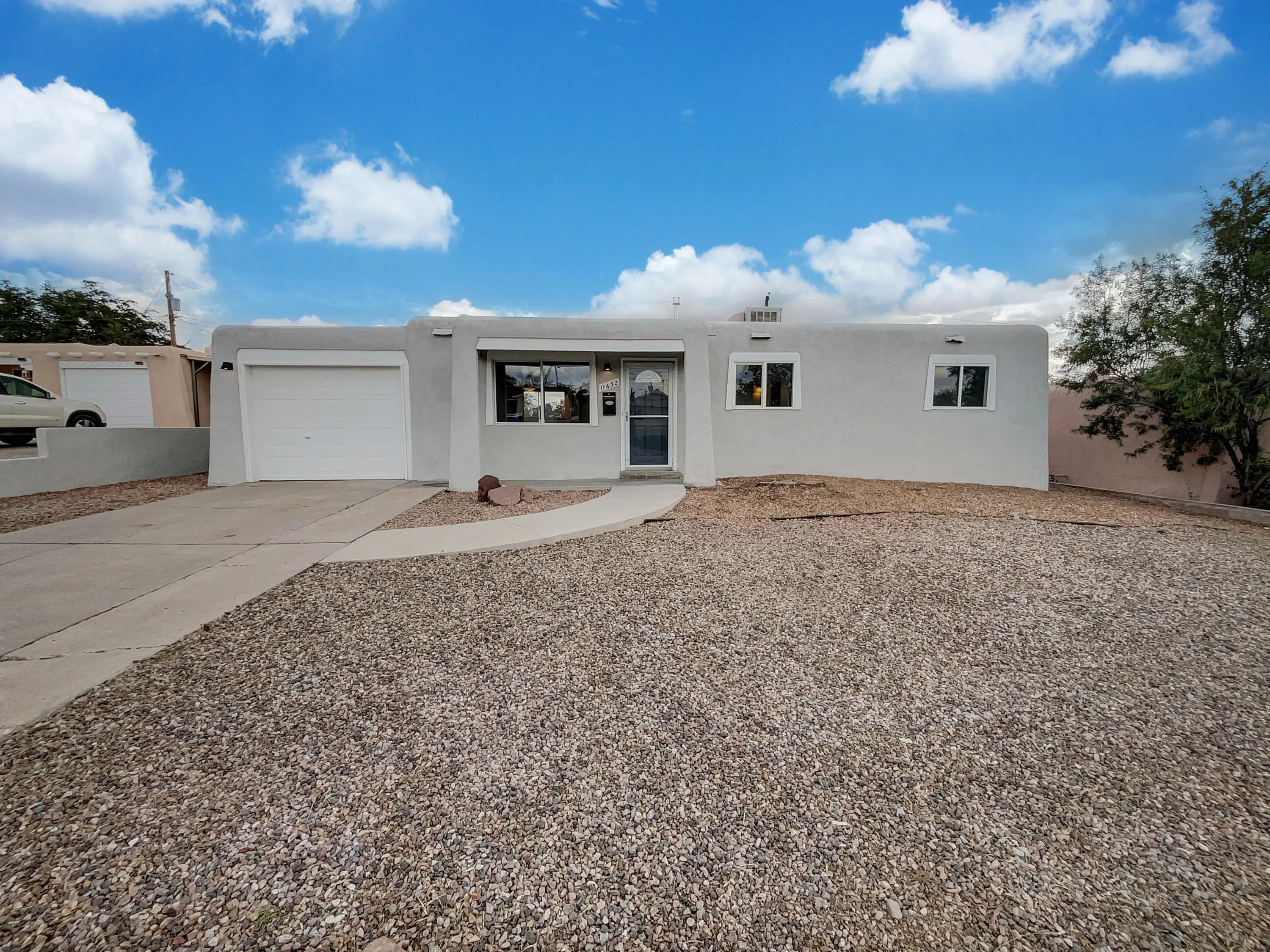 11632 Copper Avenue Ne, Albuquerque