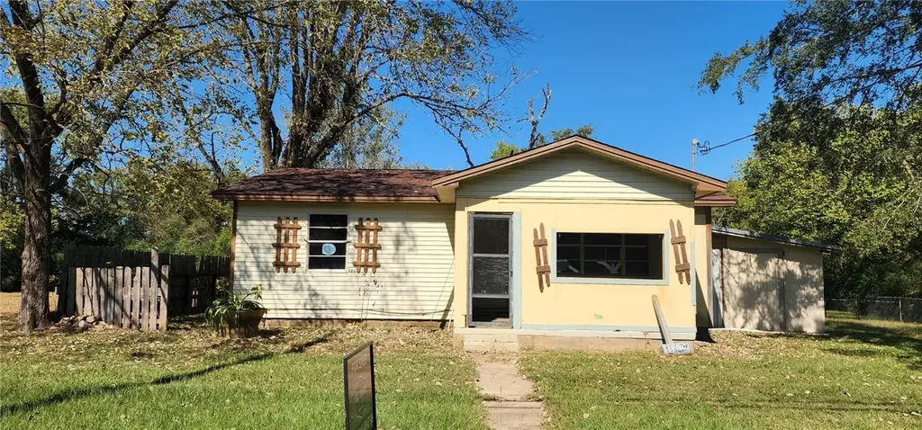 10052 Camp Street, Dover