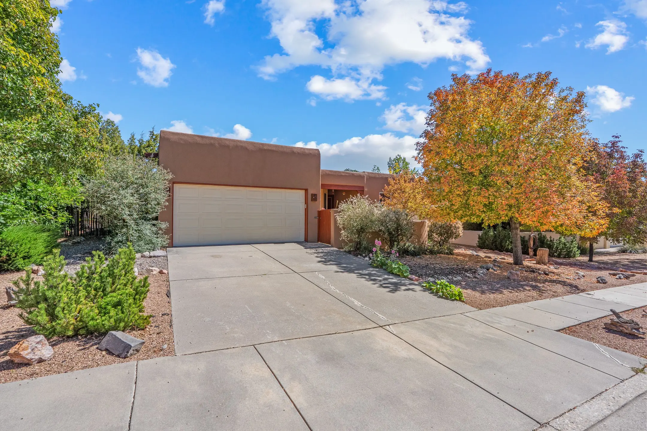 2305 Brother Abdon Way, Santa Fe