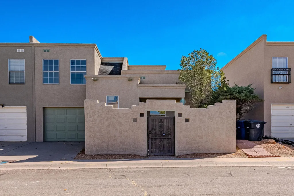 912 Knox Court Ne, Albuquerque