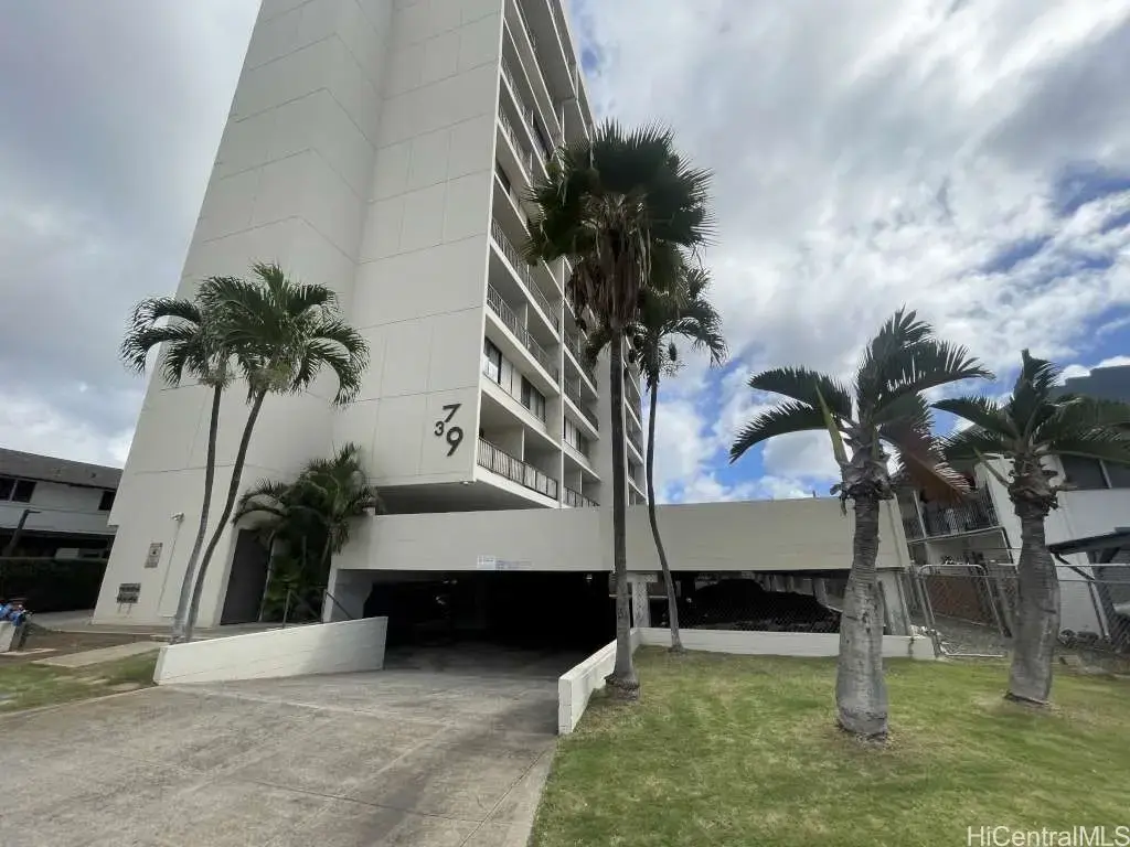 739 Hausten Street # 802, Honolulu