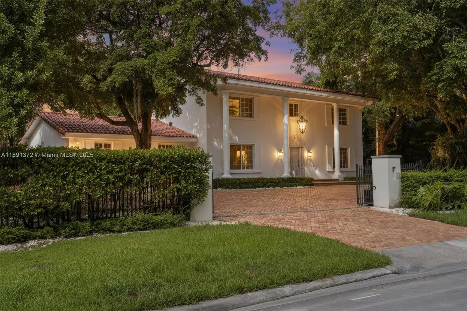 Photo of Listing #A11891372