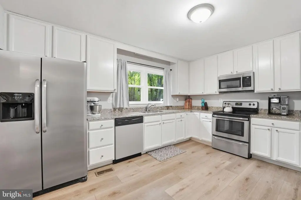 4514 Greenfield Dr, Fredericksburg