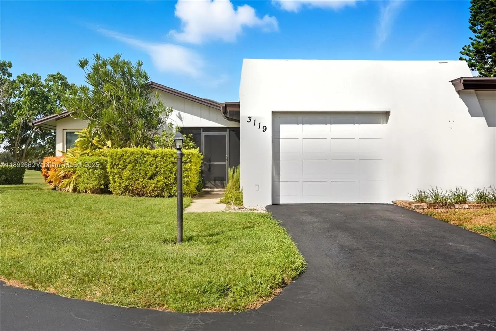 Photo of Listing #A11892662