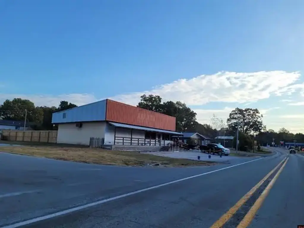 6173 Highway 178, Lakeview