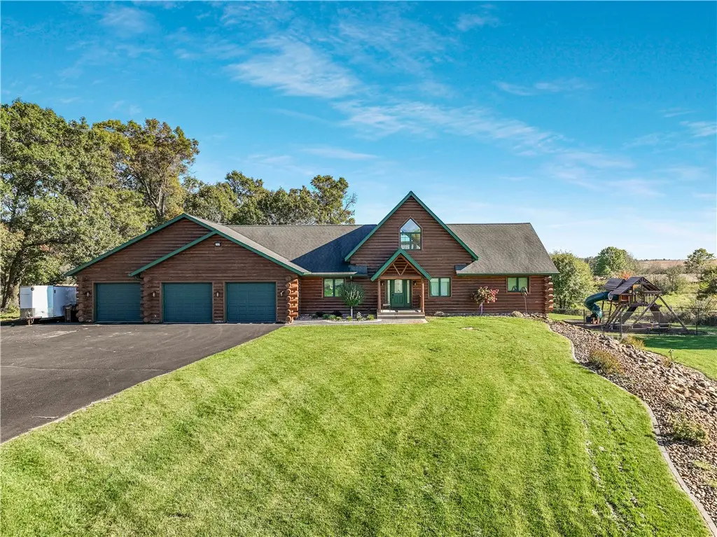 S10655 County Road D, Eau Claire