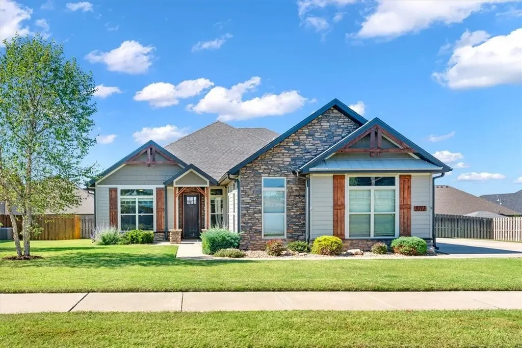 3711 Bitterroot Street, Bentonville