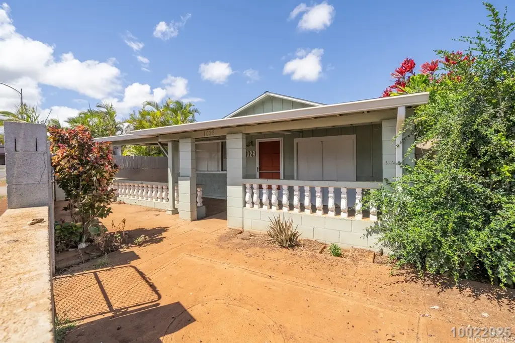 1028 Hooli Place # A, Pearl City