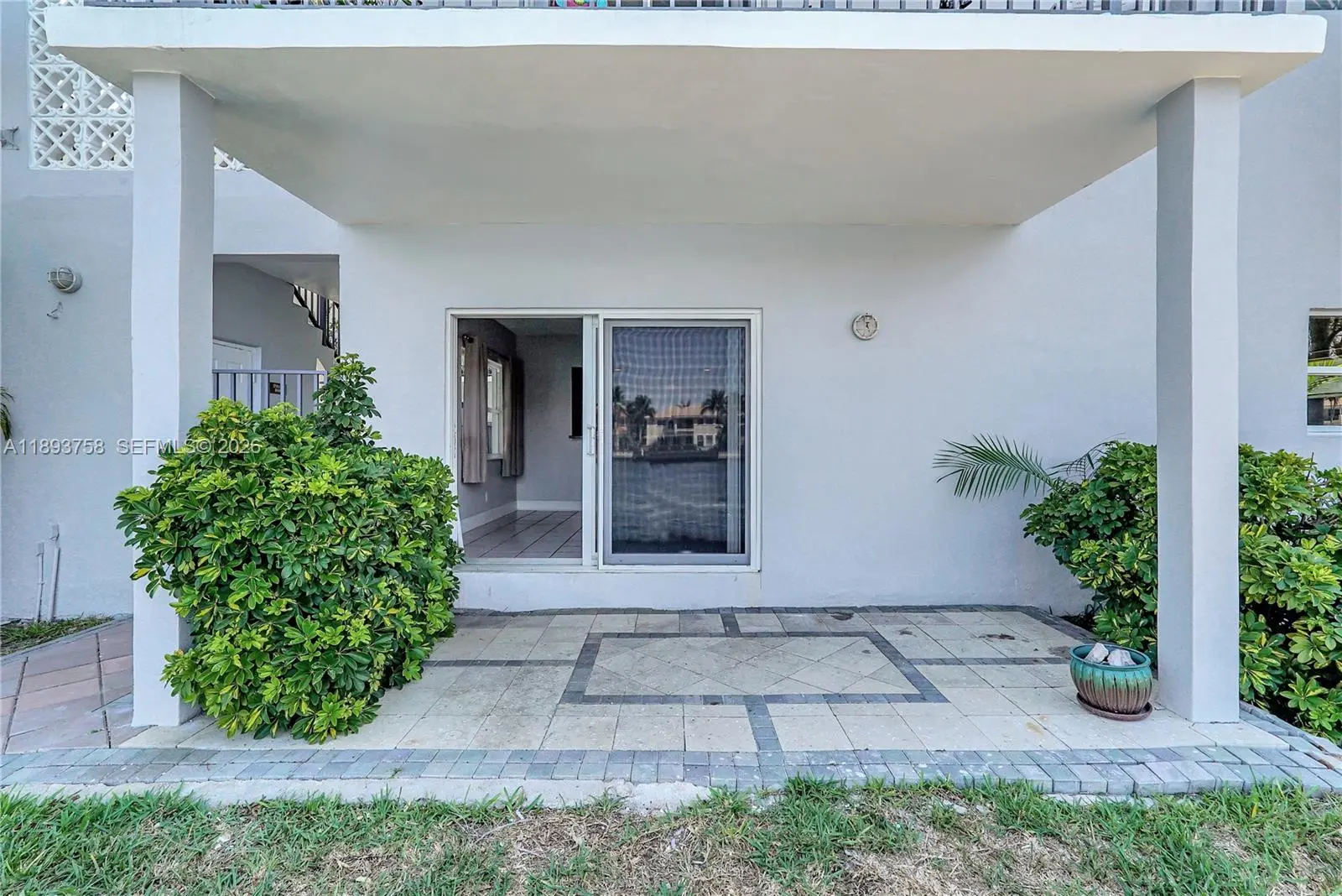 Photo of Listing #A11893758