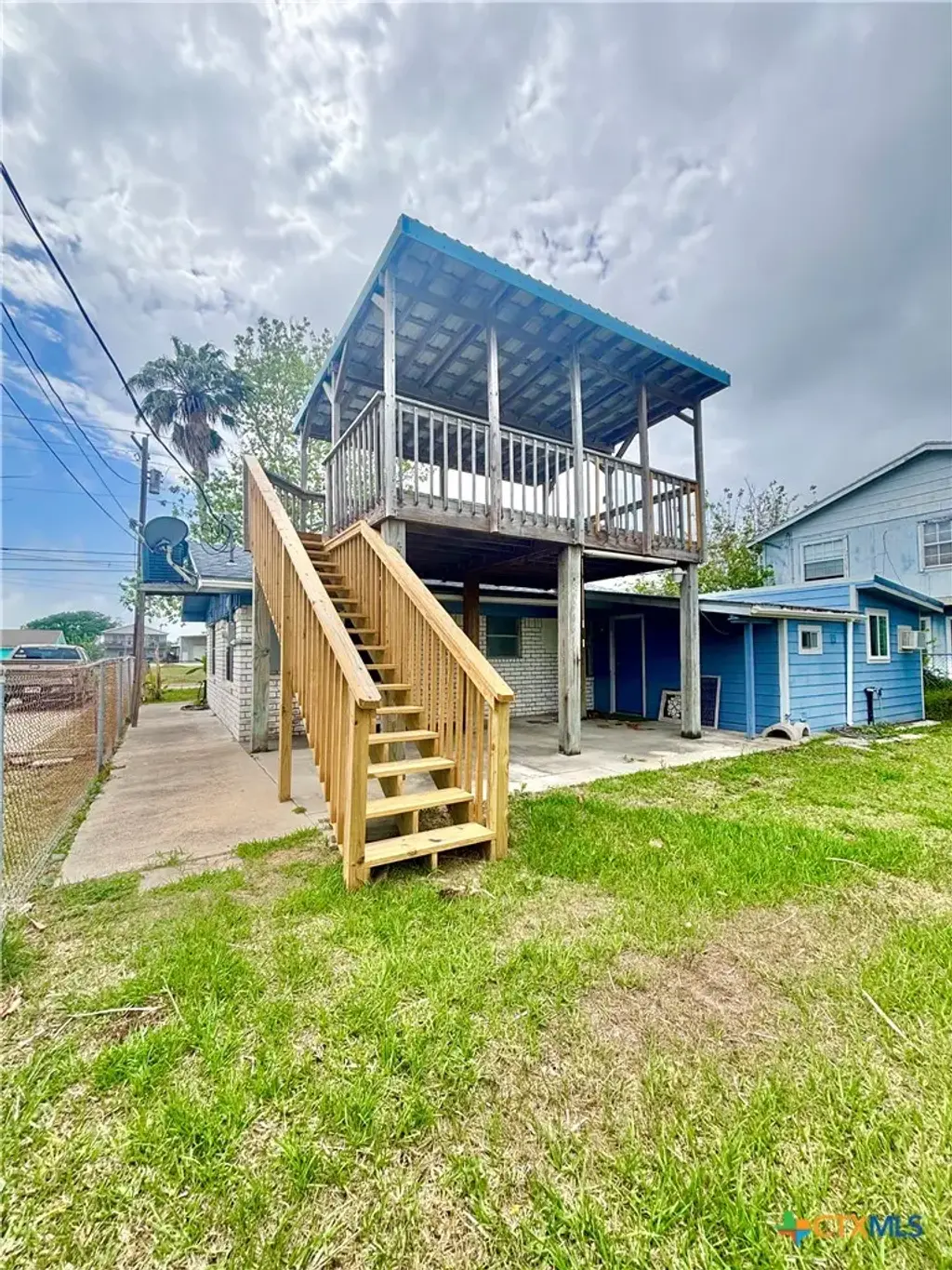 208 N Washington Boulevard, Port O'Connor