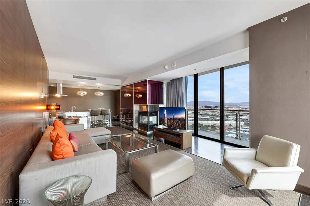 4381 W Flamingo Road 2821, Las Vegas