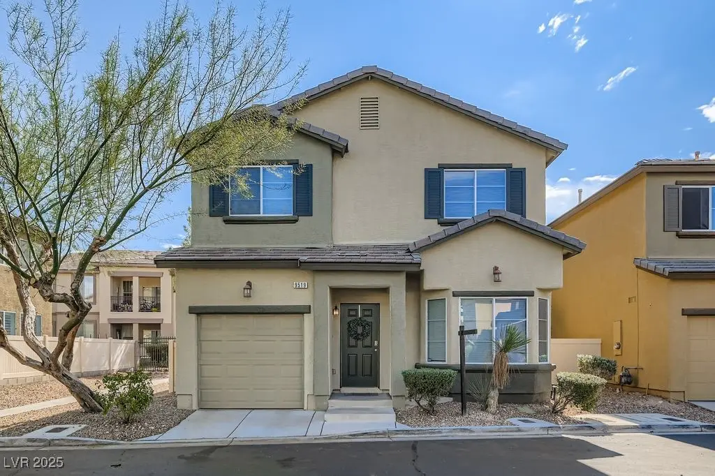 Photo of Listing #2726476