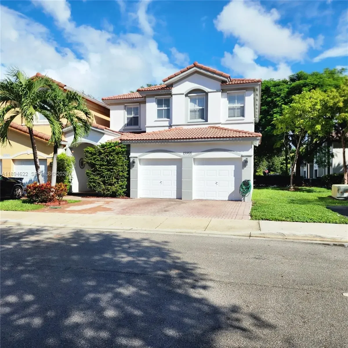 Photo of Listing #A11894622