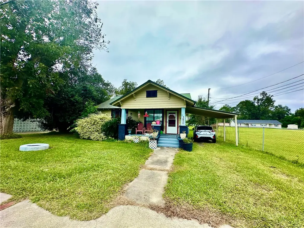 3825 Jamestown Road, Waycross