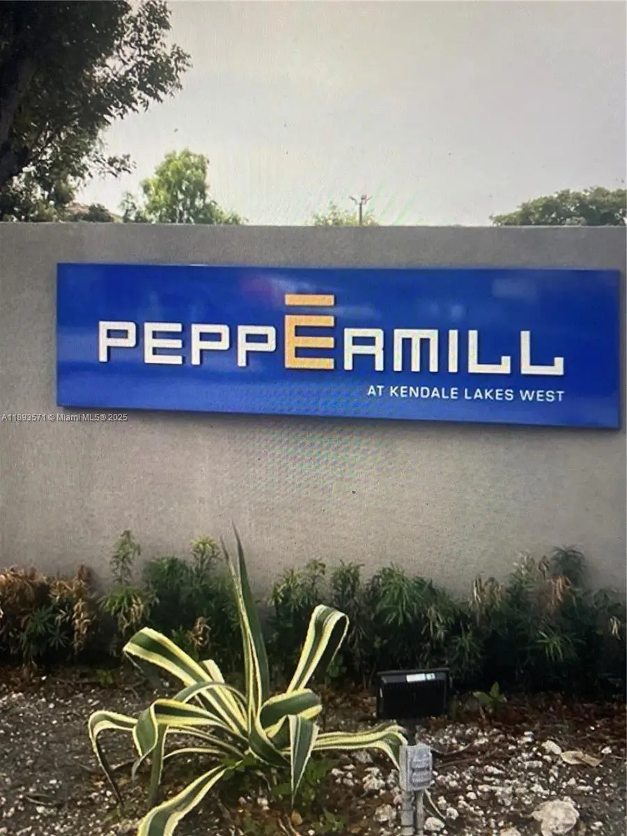 Photo of Listing #A11893571