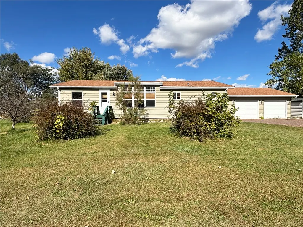 111 Golfview Avenue, Barron