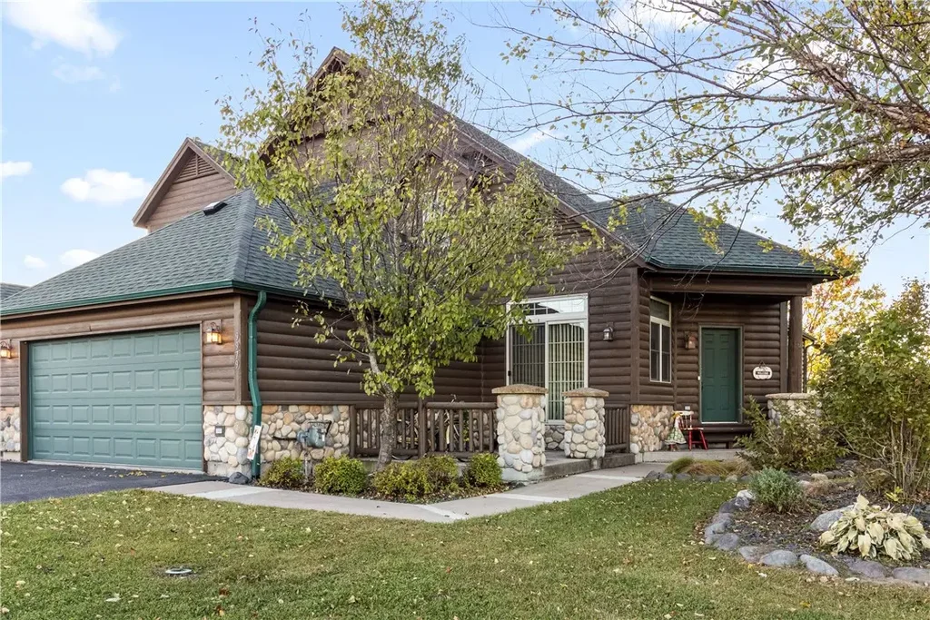 9979 N Golf Villa Lane, Hayward