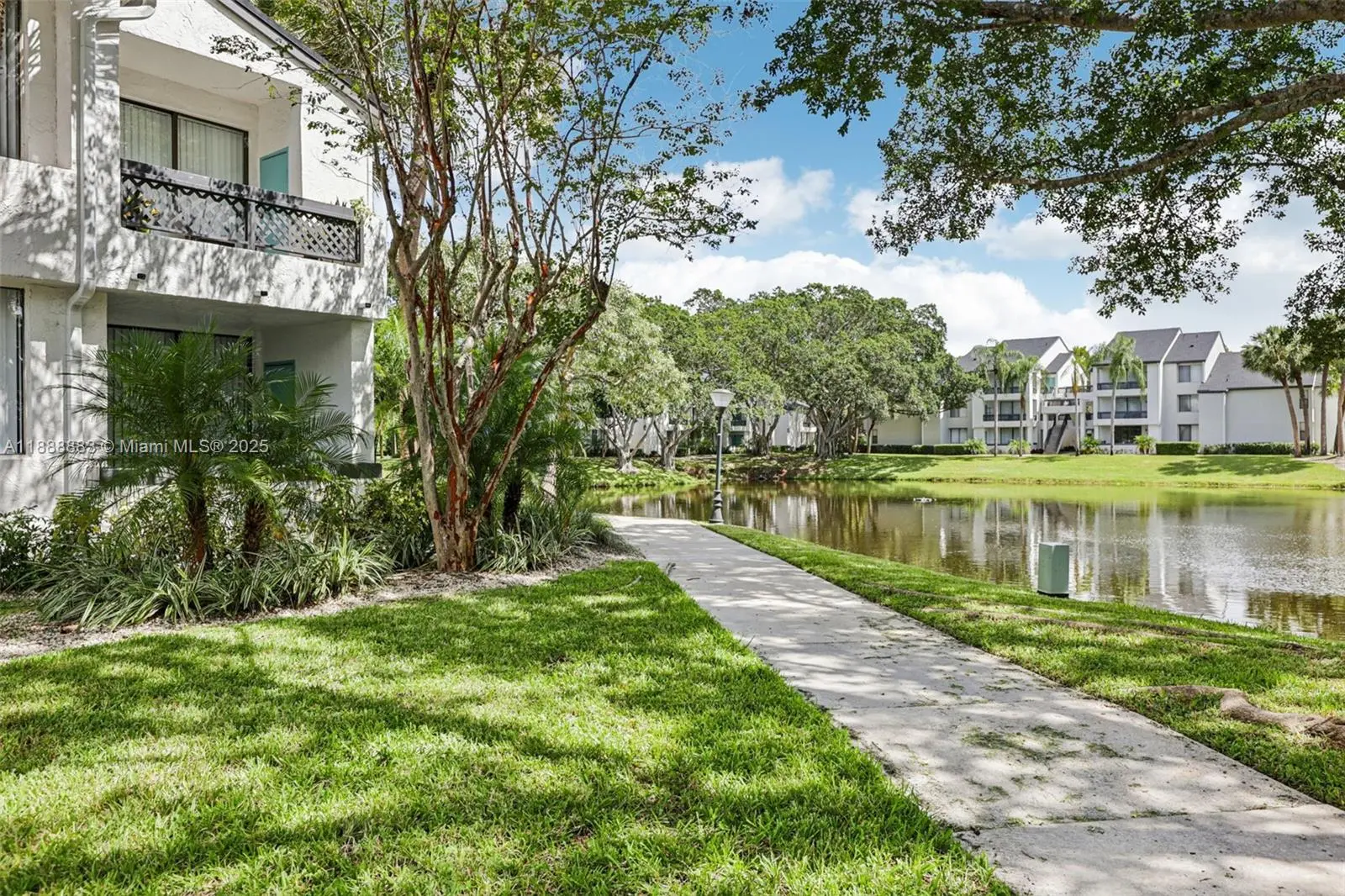 Photo of Listing #A11888883