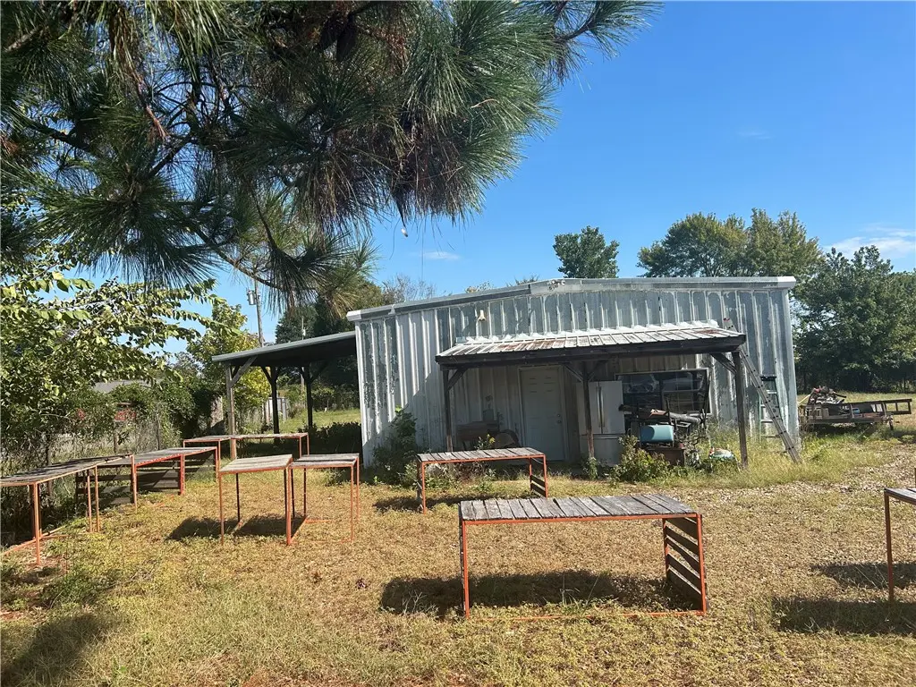 103877 S Highway 59, Sallisaw