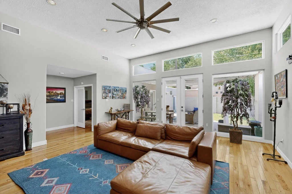 1508 San Carlos Road Sw, Albuquerque