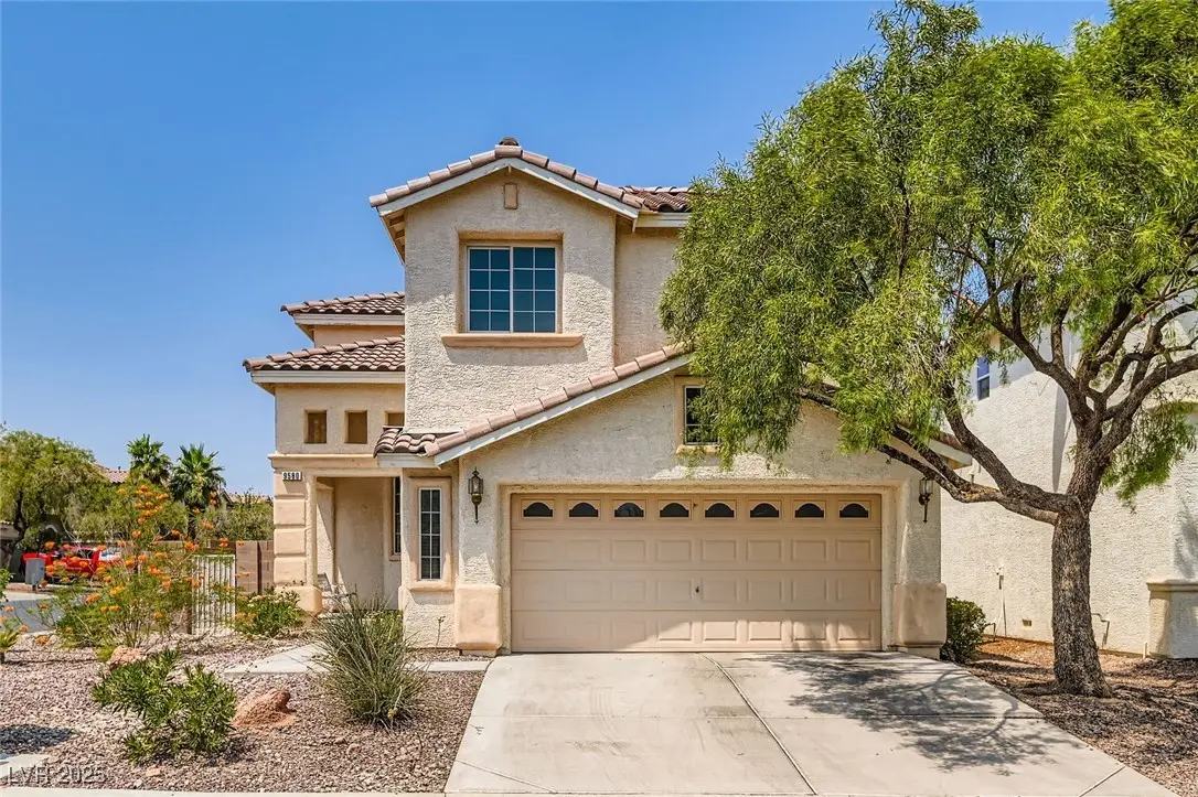 Photo of Listing #2727142