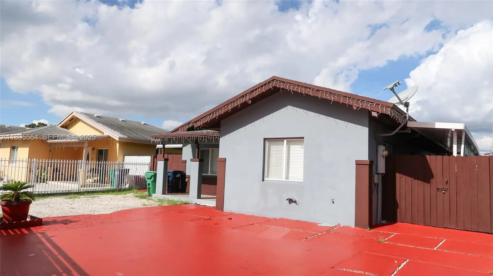 Photo of Listing #A11895564