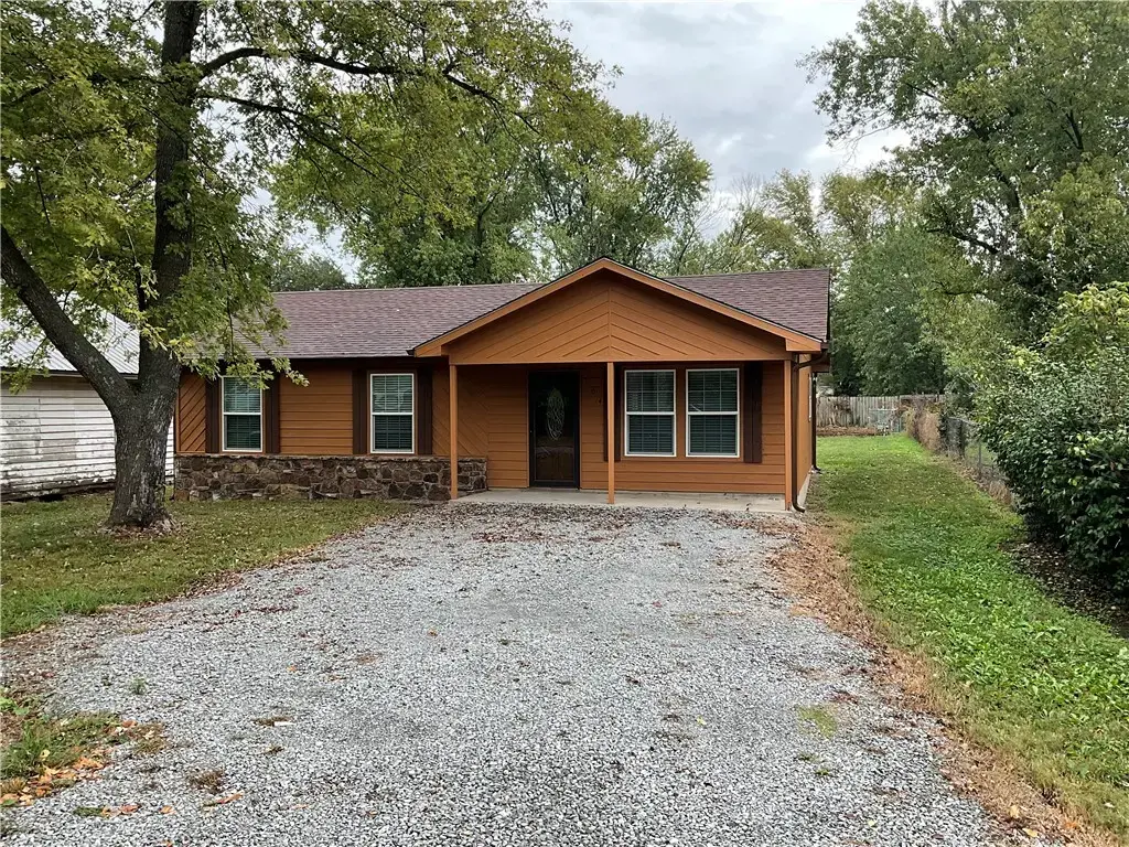 304 N 5th Street, Jay