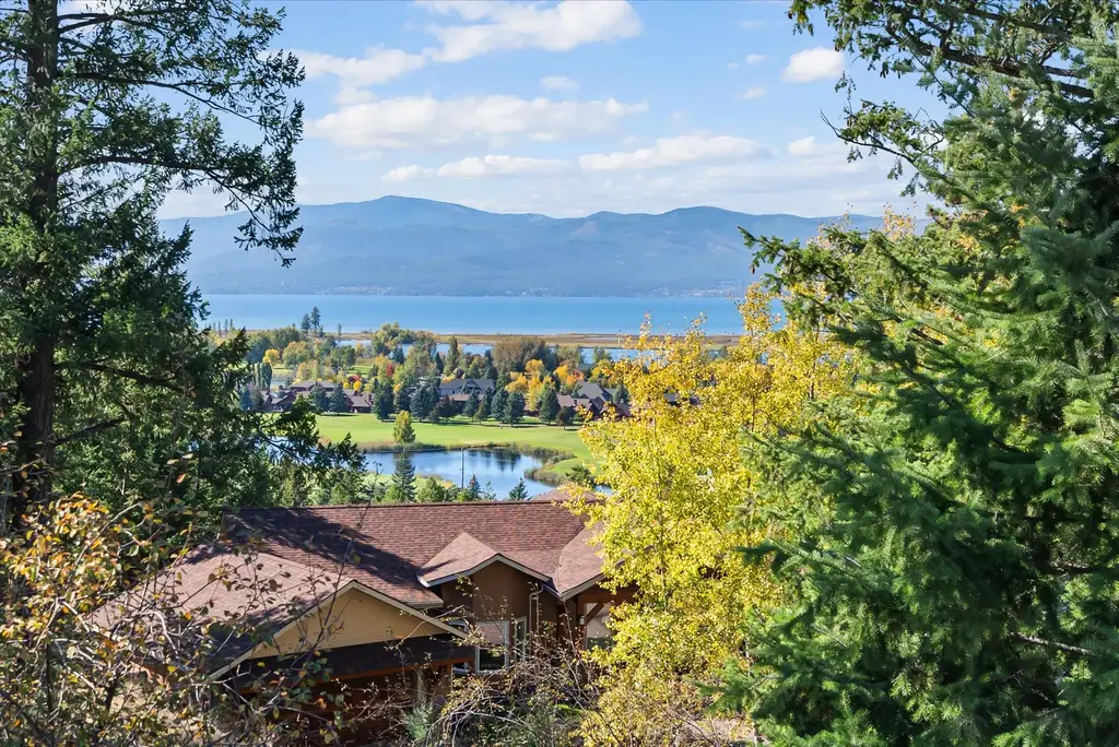 147 Bjork Drive, Bigfork