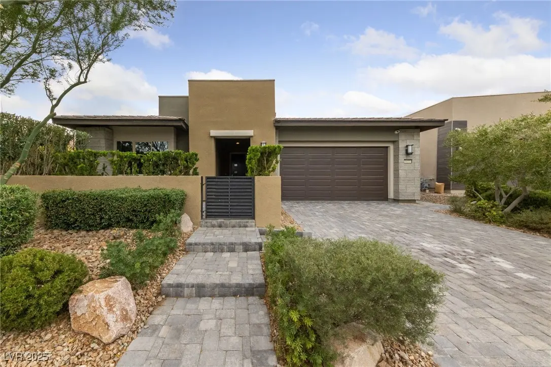 Photo of Listing #2726196