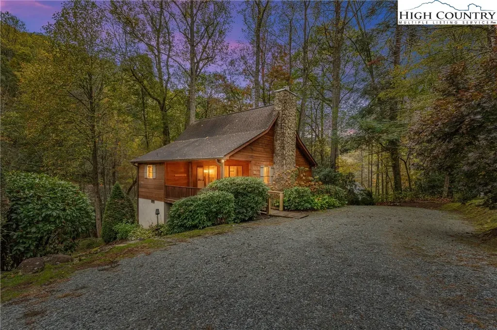 165 Acadiana Lane, Vilas