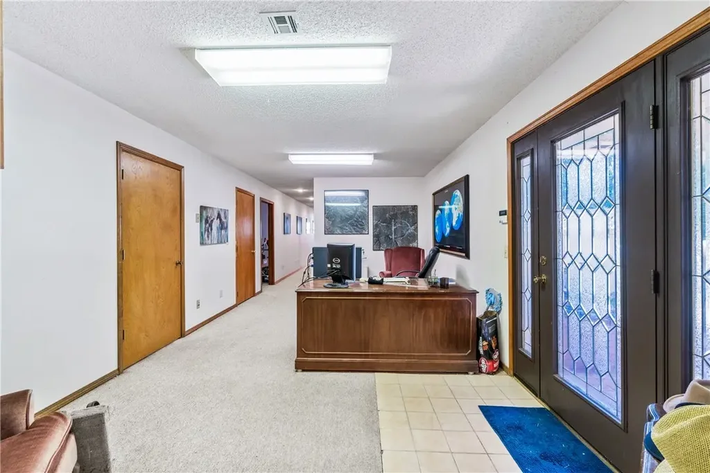 9379 Technology Drive, Rogers