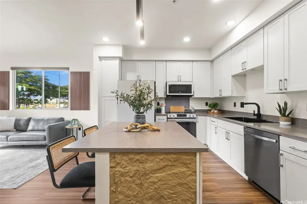 91-3633 Kauluakoko Street # 601, Ewa Beach