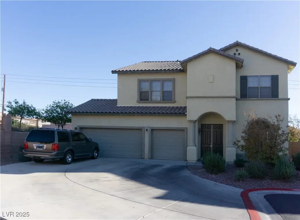 Photo of Listing #2727422