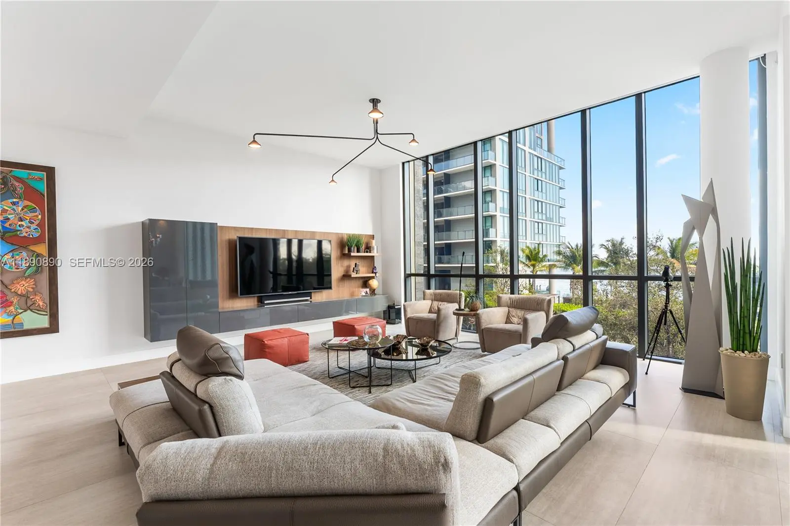 Photo of Listing #A11890890