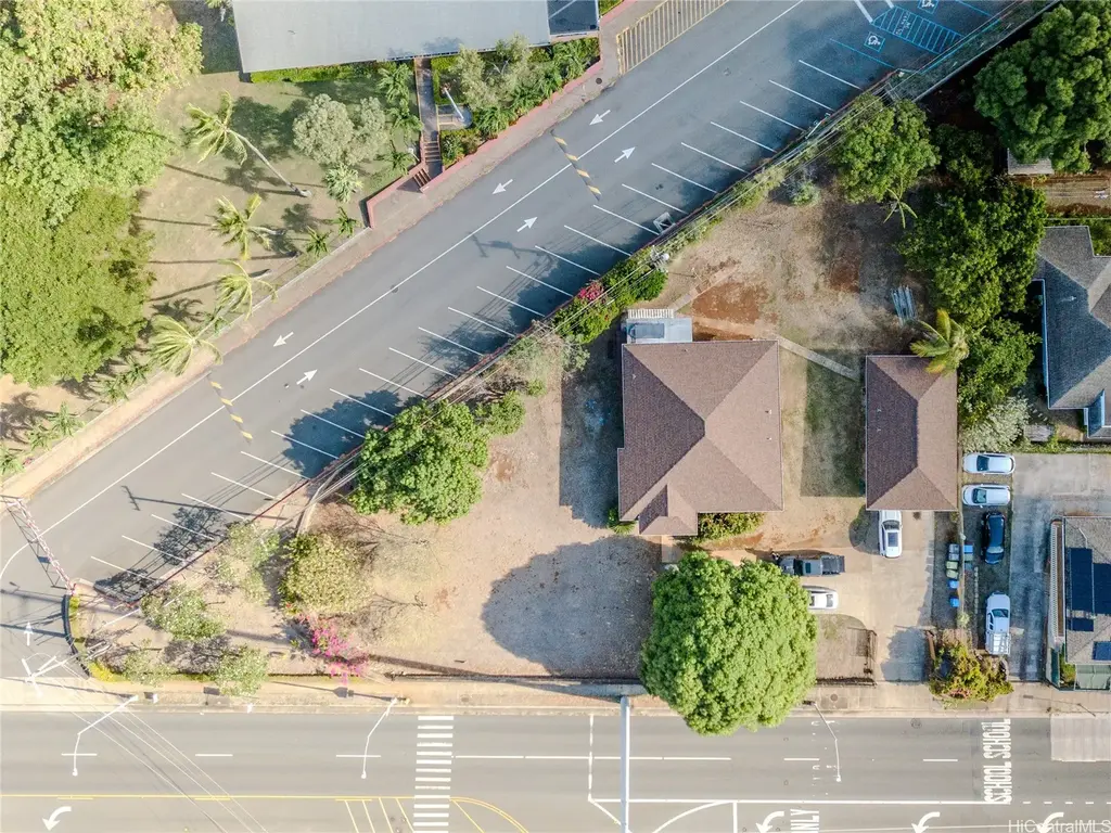 99-028 Moanalua Road, Aiea