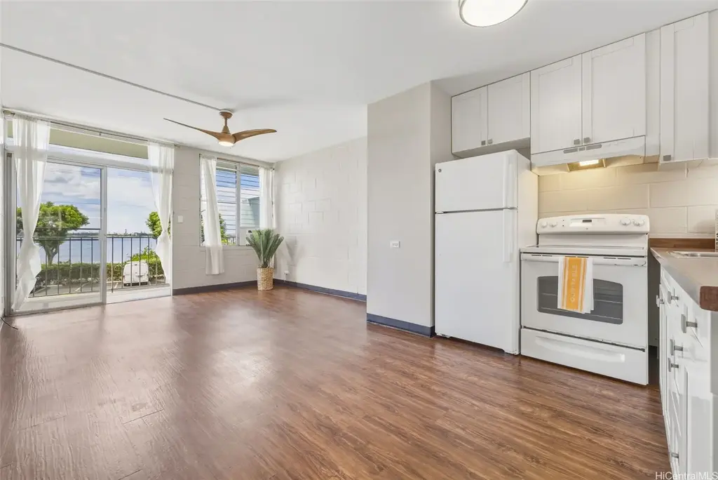 98-135 Lipoa Place # 208, Aiea